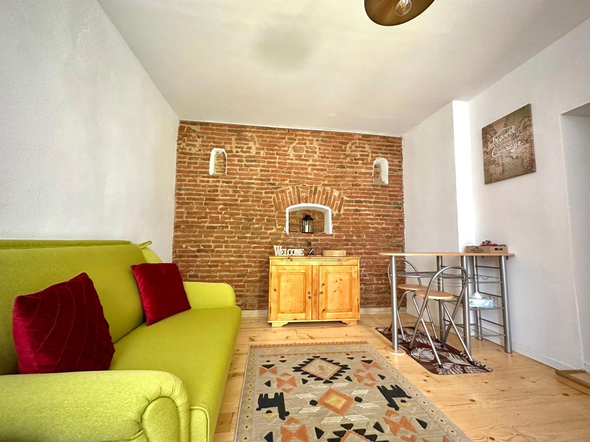 4Friendscentrubrasov Lägenhet Exteriör bild
