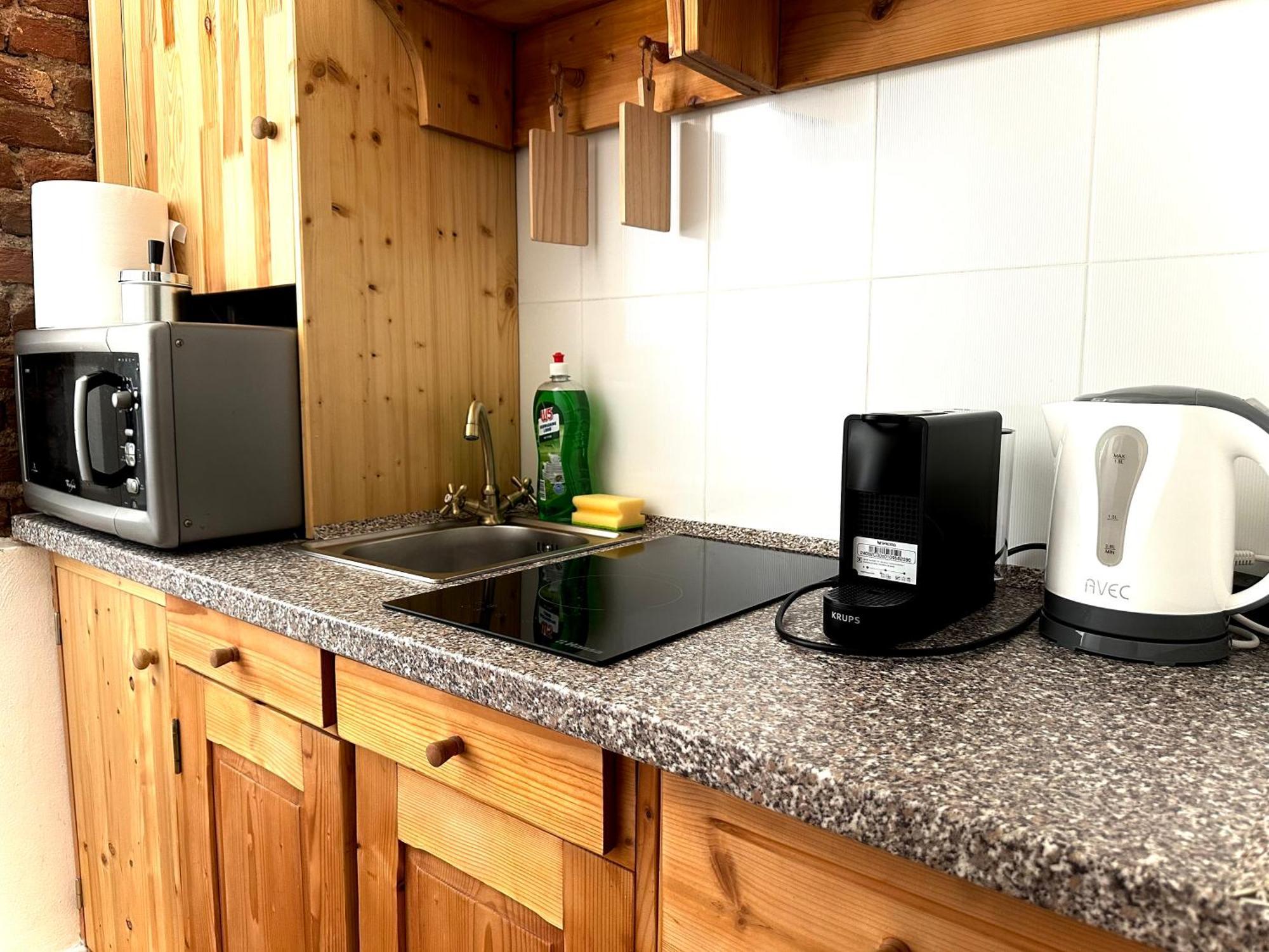 4Friendscentrubrasov Lägenhet Exteriör bild